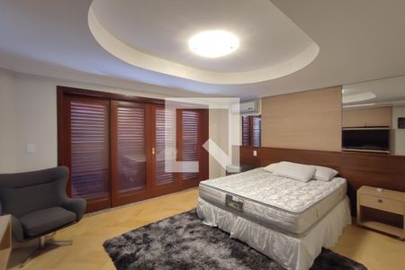 Casa à venda com 615m², 6 quartos e 6 vagasQuarto Suíte 3