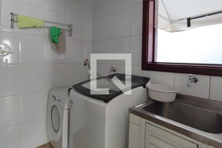 Casa à venda com 615m², 6 quartos e 6 vagasÁrea de Serviço