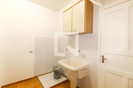 Casa para alugar com 115m², 3 quartos e 1 vagaÁrea de Serviço