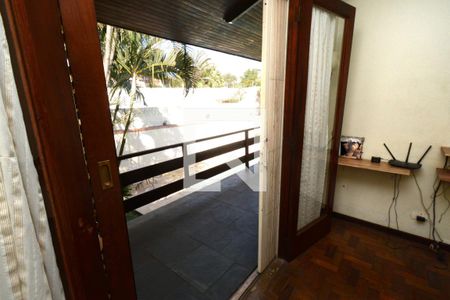 Casa à venda com 747m², 4 quartos e 6 vagasVaranda Suíte 2