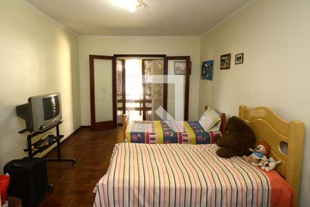 Casa à venda com 747m², 4 quartos e 6 vagasSuíte 3