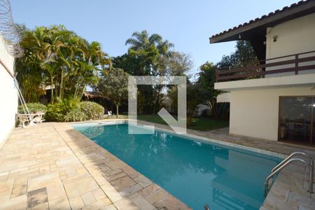 Casa à venda com 747m², 4 quartos e 6 vagasPiscina