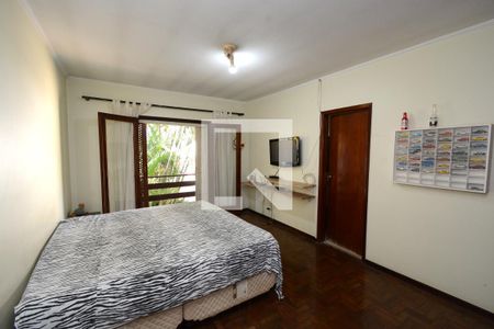 Casa à venda com 747m², 4 quartos e 6 vagasSuíte 2