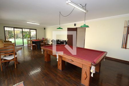 Casa à venda com 747m², 4 quartos e 6 vagasSala de Jogos