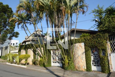 Casa à venda com 747m², 4 quartos e 6 vagasFachada