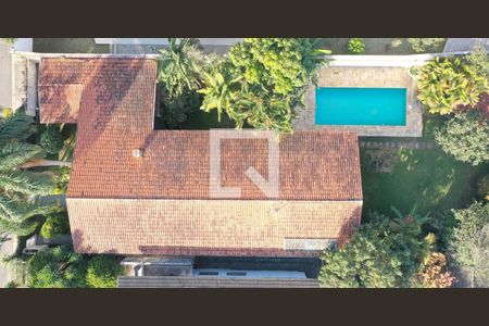 Casa à venda com 747m², 4 quartos e 6 vagasFachada