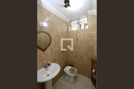 Casa à venda com 747m², 4 quartos e 6 vagasLavabo