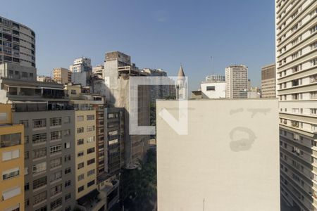 Vista do Quarto de apartamento para alugar com 1 quarto, 28m² em República, São Paulo
