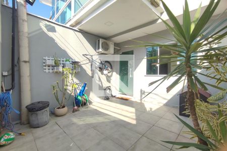 Casa de condomínio à venda com 132m², 2 quartos e 1 vaga1º Pav - Área Externa