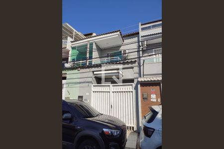 Casa de condomínio à venda com 132m², 2 quartos e 1 vagaFachada