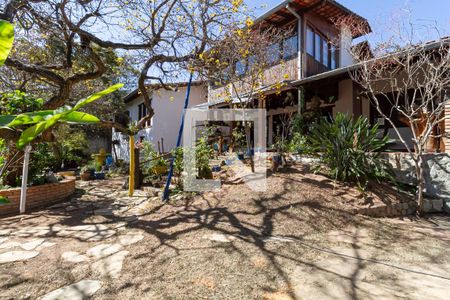Casa para alugar com 506m², 3 quartos e 2 vagasFachada