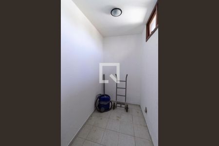 Casa para alugar com 506m², 3 quartos e 2 vagasQuarto de serviço