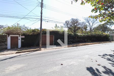 Casa para alugar com 506m², 3 quartos e 2 vagasFachada