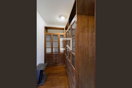 Casa para alugar com 506m², 3 quartos e 2 vagasCloset da suíte
