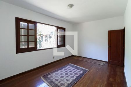 Casa para alugar com 506m², 3 quartos e 2 vagasQuarto 1