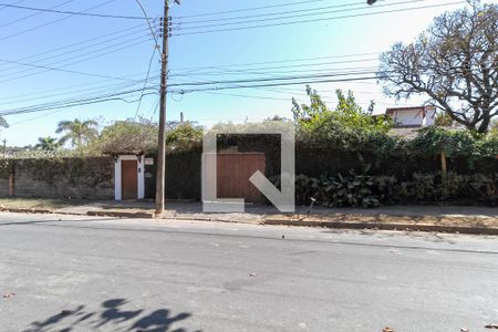 Casa para alugar com 506m², 3 quartos e 2 vagasFachada