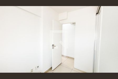Apartamento para alugar com 79m², 3 quartos e 2 vagasQuarto 2