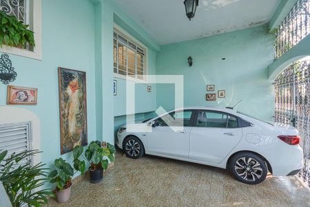 Casa à venda com 185m², 4 quartos e 2 vagas Casa à venda com 185m², 4 quartos e 2 vagasGaragem