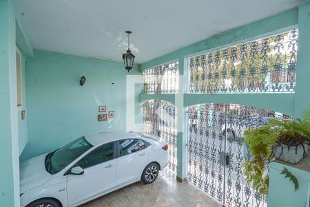 Casa à venda com 185m², 4 quartos e 2 vagas Casa à venda com 185m², 4 quartos e 2 vagasGaragem
