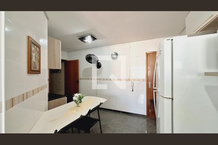 Apartamento para alugar com 132m², 3 quartos e 2 vagasCozinha