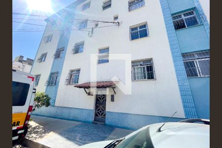 Apartamento à venda com 52m², 3 quartos e 1 vaga Apartamento à venda com 52m², 3 quartos e 1 vagaFachada