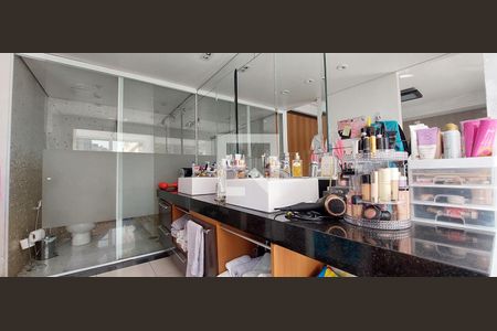 Apartamento à venda com 294m², 3 quartos e 3 vagasBanheiro Quarto 3 suíte