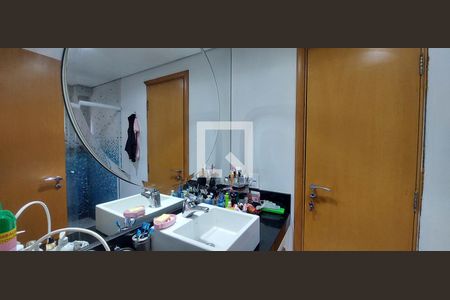 Apartamento à venda com 294m², 3 quartos e 3 vagasBanheiro Quarto 1 e 2 suíte