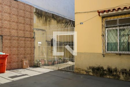 Casa de condomínio à venda com 35m², 1 quarto e sem vaga Casa de condomínio à venda com 35m², 1 quarto e sem vagaEntrada