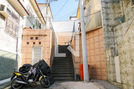 Casa de condomínio à venda com 35m², 1 quarto e sem vaga Casa de condomínio à venda com 35m², 1 quarto e sem vagaEntrada