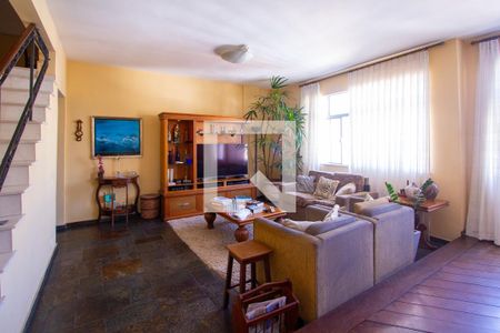 Apartamento à venda com 240m², 3 quartos e 2 vagasSala