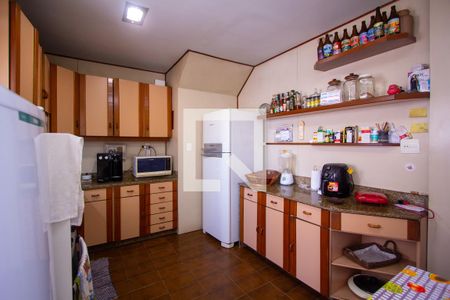 Apartamento à venda com 240m², 3 quartos e 2 vagasCozinha