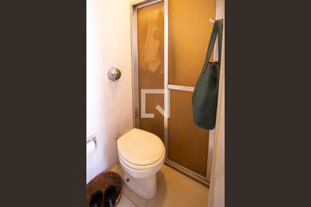 Apartamento à venda com 240m², 3 quartos e 2 vagasBanheiro de serviço