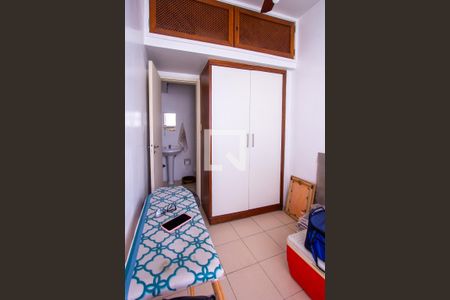 Apartamento à venda com 240m², 3 quartos e 2 vagasQuarto de Serviço