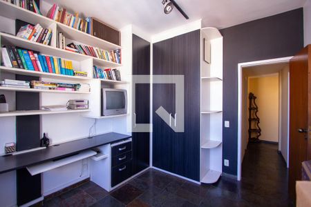 Apartamento à venda com 240m², 3 quartos e 2 vagasQuarto 2