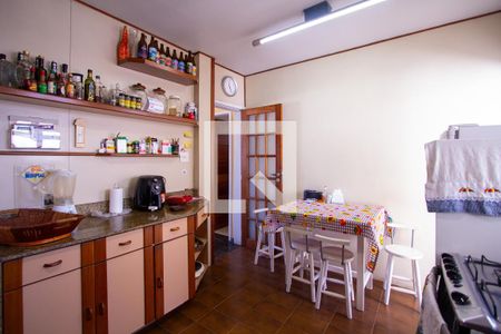 Apartamento à venda com 240m², 3 quartos e 2 vagasCozinha