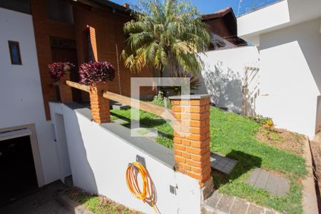 Casa à venda com 400m², 4 quartos e 5 vagas Casa à venda com 400m², 4 quartos e 5 vagasÁrea externa