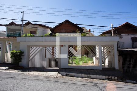 Casa à venda com 400m², 4 quartos e 5 vagas Casa à venda com 400m², 4 quartos e 5 vagasFACHADA