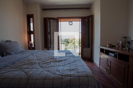 Casa à venda com 400m², 4 quartos e 5 vagas Casa à venda com 400m², 4 quartos e 5 vagasQuarto Suíte