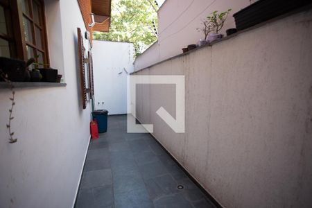 Casa à venda com 400m², 4 quartos e 5 vagas Casa à venda com 400m², 4 quartos e 5 vagasÁrea de Serviço