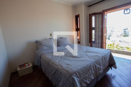 Casa à venda com 400m², 4 quartos e 5 vagas Casa à venda com 400m², 4 quartos e 5 vagasQuarto Suíte