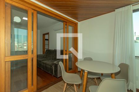 Sala de apartamento para alugar com 1 quarto, 55m² em Cristo Redentor, Porto Alegre