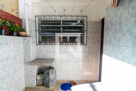 Casa à venda com 101m², 3 quartos e 1 vagaÁrea de Serviço