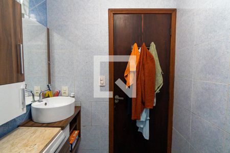 Casa à venda com 101m², 3 quartos e 1 vagaBanheiro