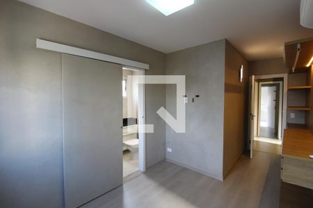 Apartamento para alugar com 77m², 2 quartos e 1 vagaQuarto 2 - Suíte