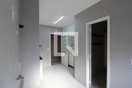 Apartamento para alugar com 77m², 2 quartos e 1 vagaCozinha e Área de Serviço