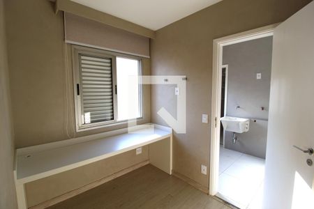 Apartamento para alugar com 77m², 2 quartos e 1 vagaEscritório