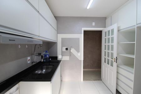 Apartamento para alugar com 77m², 2 quartos e 1 vagaCozinha e Área de Serviço