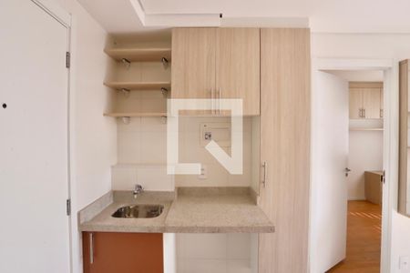 Sala/Cozinha de apartamento à venda com 1 quarto, 29m² em Vila Cláudia, São Paulo