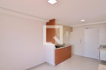 Sala/Cozinha de apartamento à venda com 1 quarto, 29m² em Vila Cláudia, São Paulo
