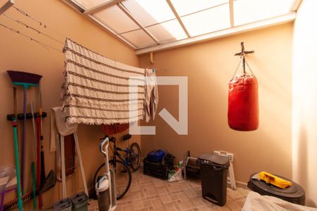 Casa à venda com 153m², 3 quartos e 2 vagasÁrea de Serviço